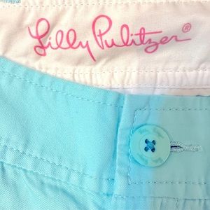 Super cute Lily Pulitzer shorts. A beautiful Turquoise color!